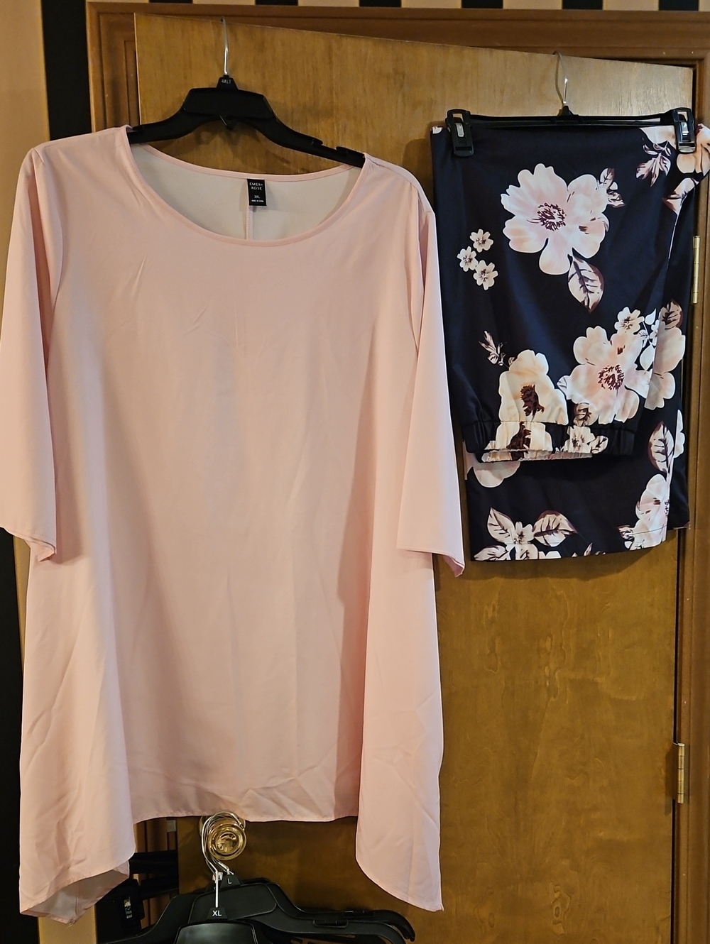 Relaxed Light Pink Tunic Top with Round Neck - Unbranded